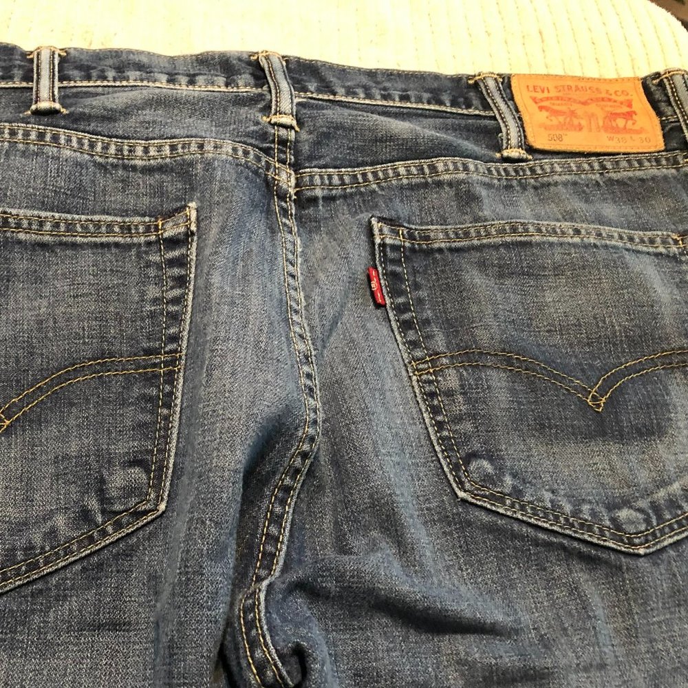 Men's Levi's 508 Jeans 38x30 GREAT condition. Tapered/Straight Leg. DISCONTINUED